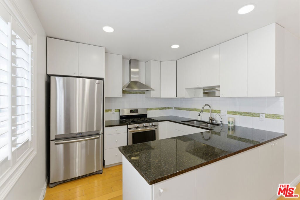 2444 4th Street 4