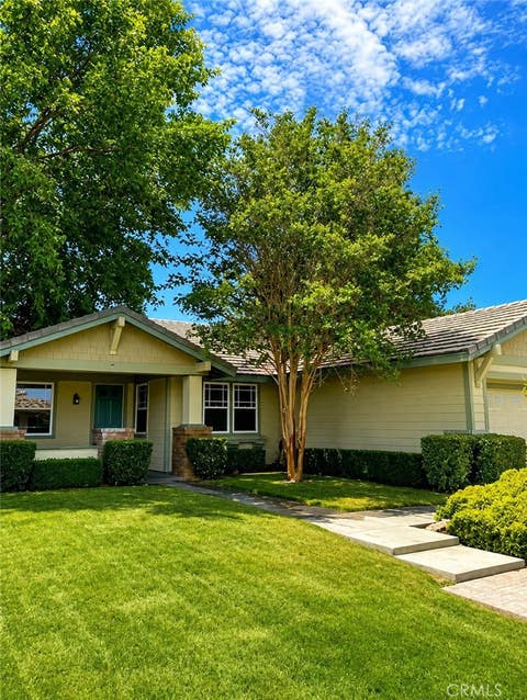 Photo of 5371 Orange Grove Avenue, Hemet, CA 92544 (MLS # SW26182861)