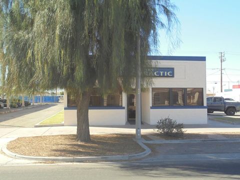 Photo of 320 Hobsonway, Blythe, CA 92225 (MLS # 219145986DA)