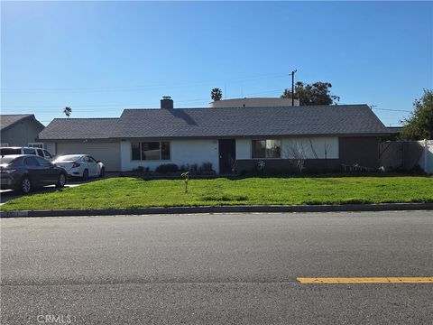 Photo of 1181 Chestnut Ave, Beaumont, CA 92223 (MLS # IV26044550)