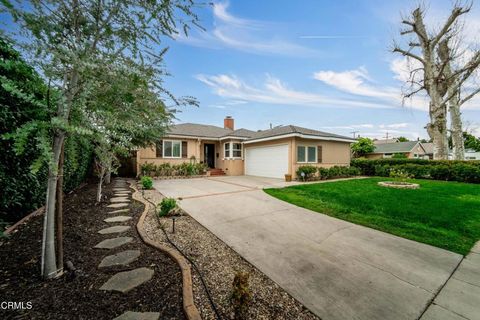 6931 Gazette Avenue Winnetka CA 91306