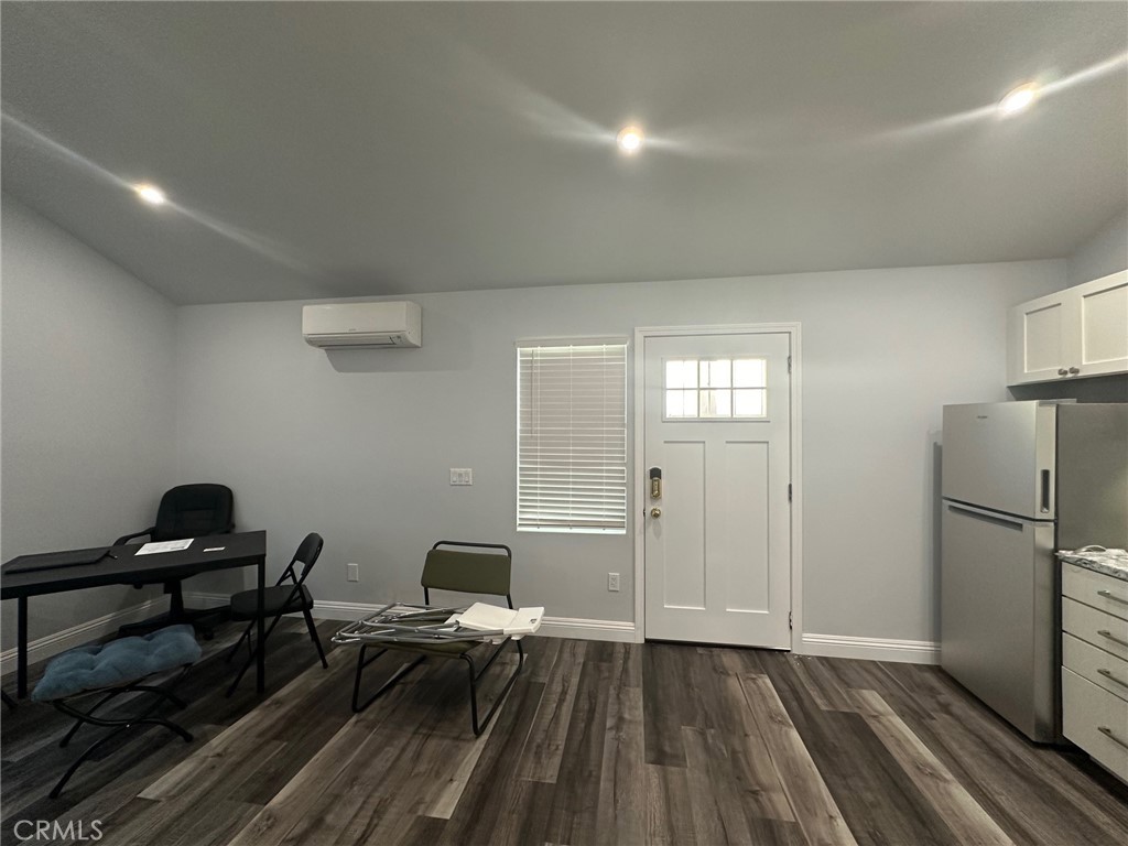 Agoura (850) - Residential Lease