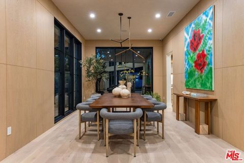 Tiny photo for 1749 Mandeville Lane, Los Angeles, CA 90049 (MLS # 25593959)