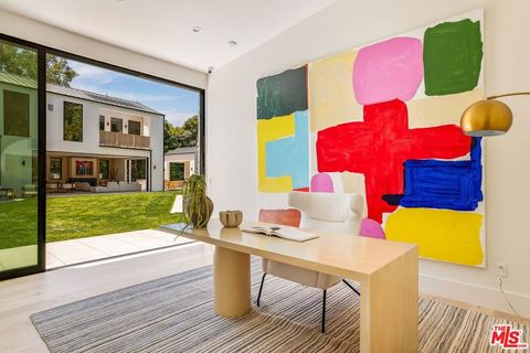 Tiny photo for 1749 Mandeville Lane, Los Angeles, CA 90049 (MLS # 25593959)