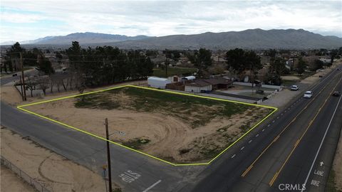 Photo of 43431107 Kiowa Road, Apple Valley, CA 92308 (MLS # HD26018876)