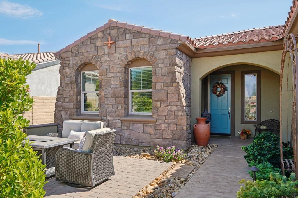 Photo of 40266 Calle Loma Entrada, Indio, CA 92203 (MLS # 219137433DA)