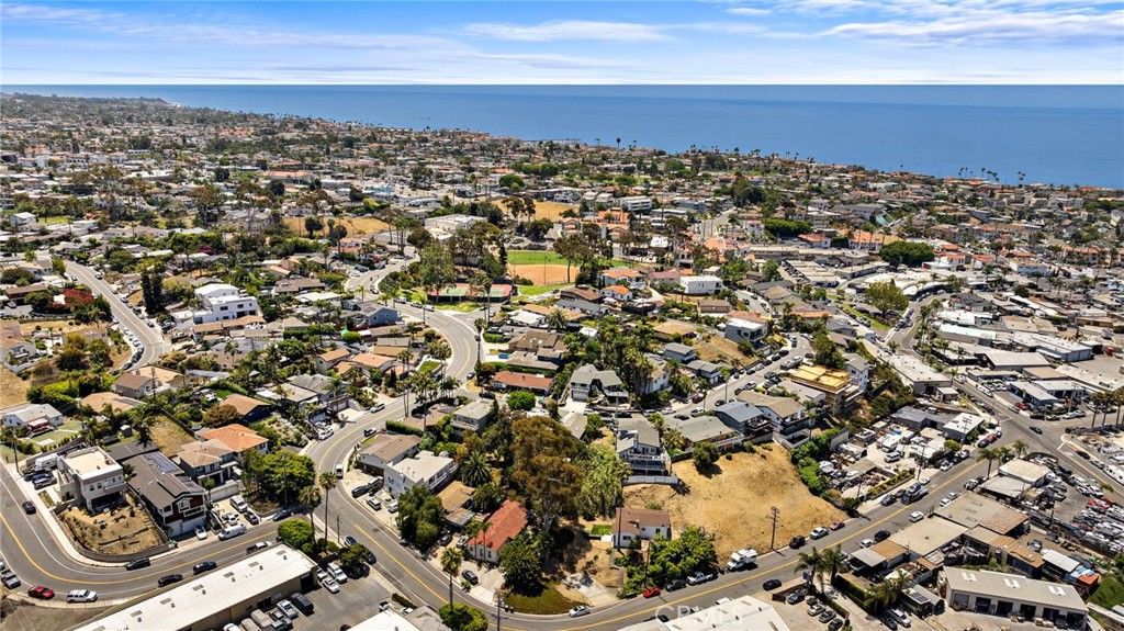 Photo of 1509 N Avenida De La Estrella, San Clemente, CA 92672 (MLS # OC26018806)