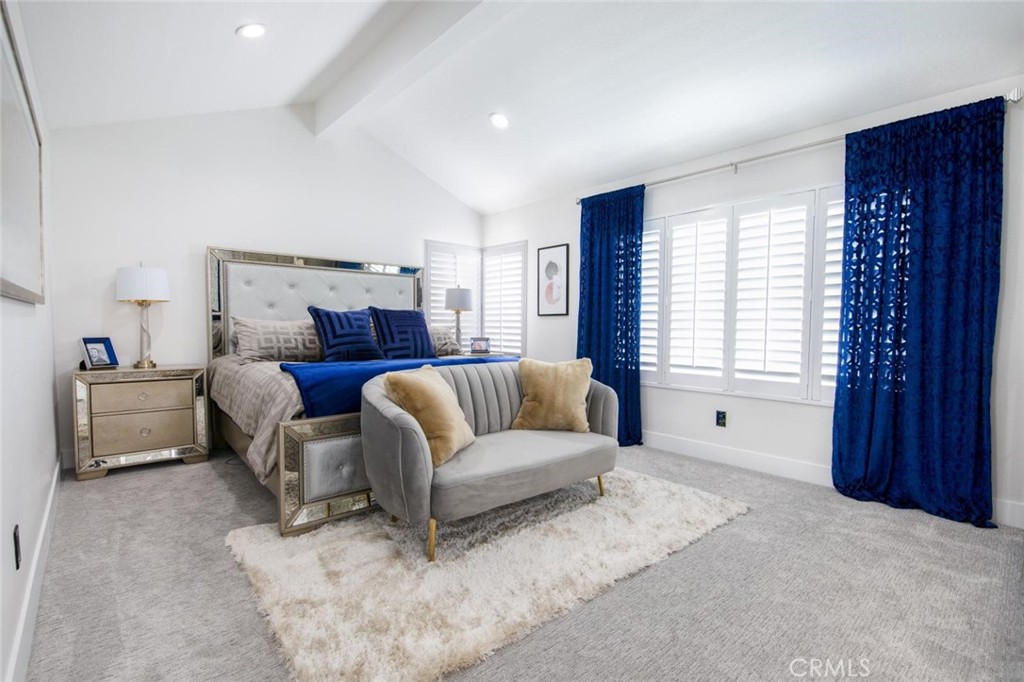 2457 Calle Montella