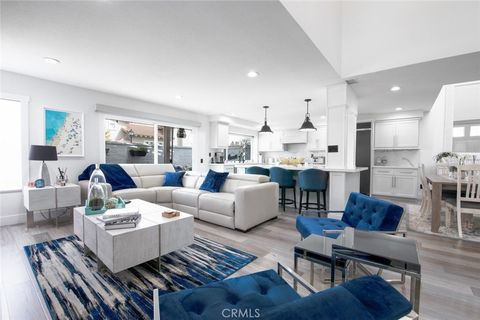 2457 Calle Montella Tustin CA 92782
