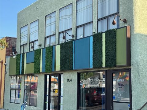 Photo of 1424 Broadway, Long Beach, CA 90802 (MLS # PW25214078)