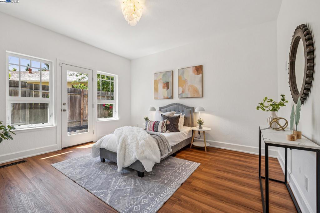 BURTON VALLEY - Residential