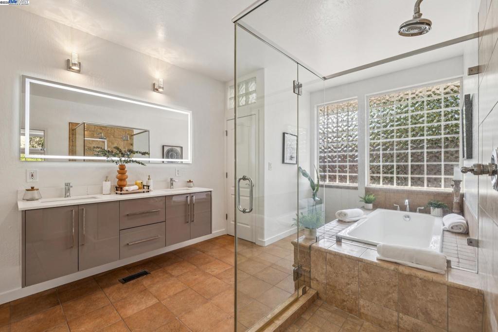 BURTON VALLEY - Residential