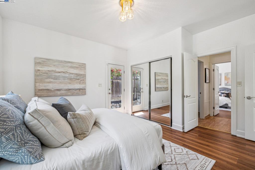 BURTON VALLEY - Residential