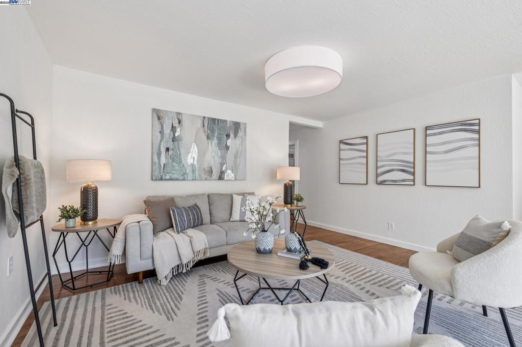 BURTON VALLEY - Residential