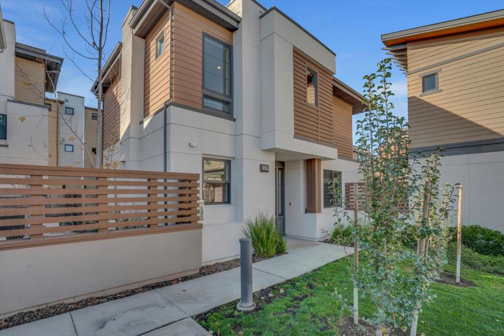 Properties 2 15107 Shore Drive