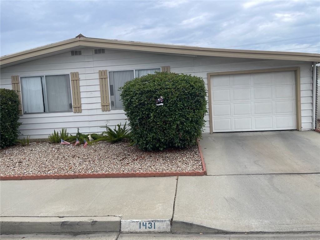 Photo 1 of 3 — 1431 Bella Vista, Hemet, CA 92543