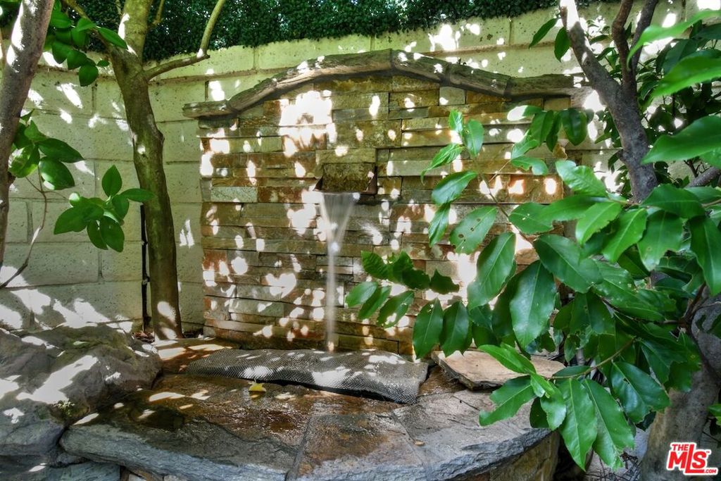 El Encanto - Residential