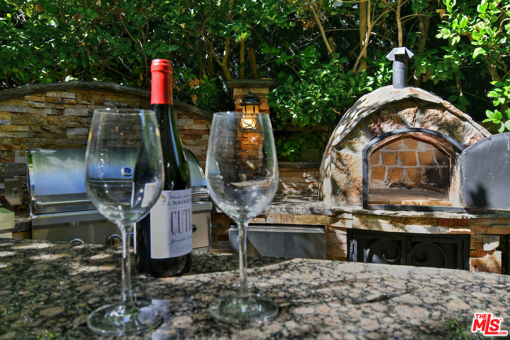 El Encanto - Residential