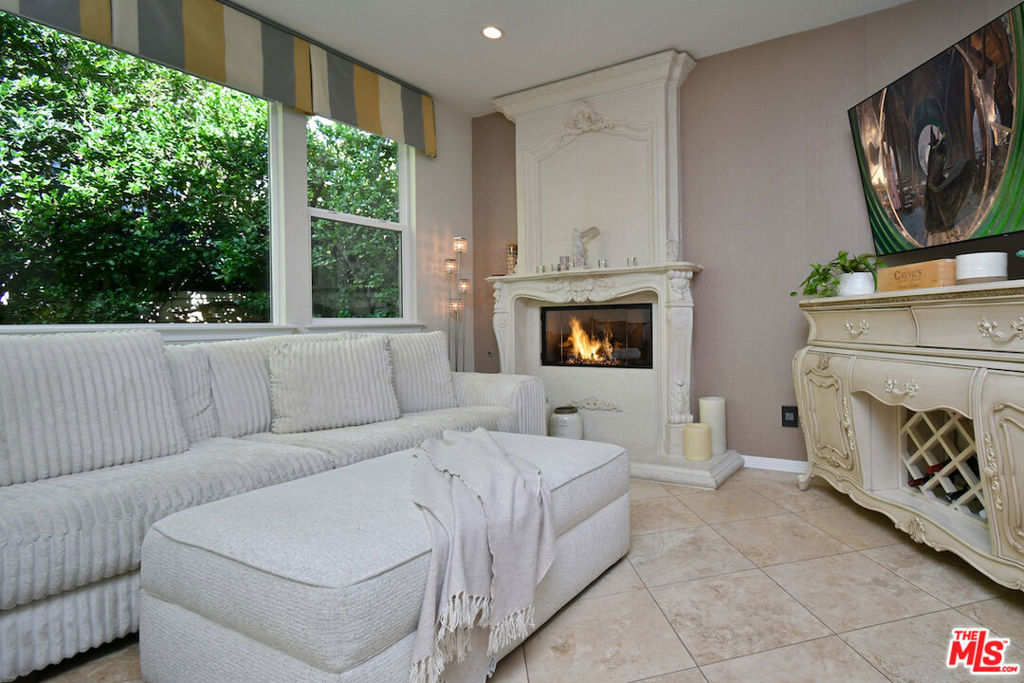 El Encanto - Residential