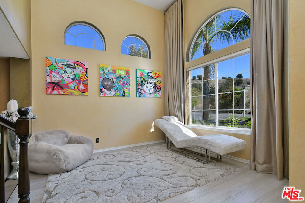 El Encanto - Residential