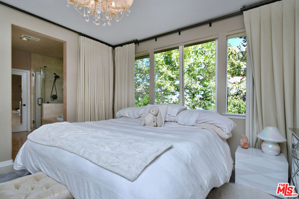 El Encanto - Residential