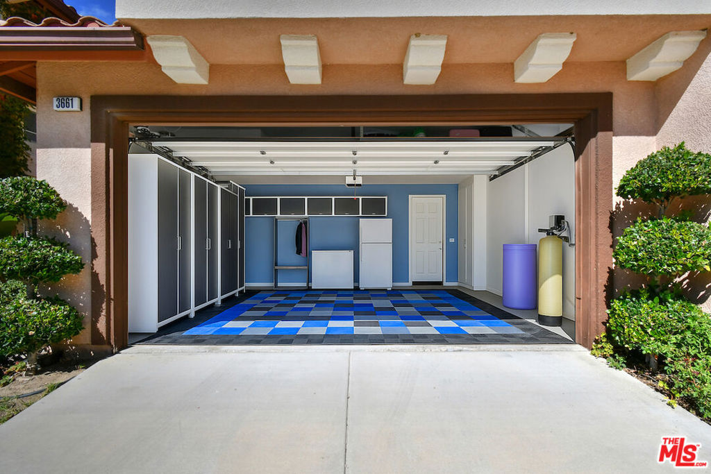 El Encanto - Residential