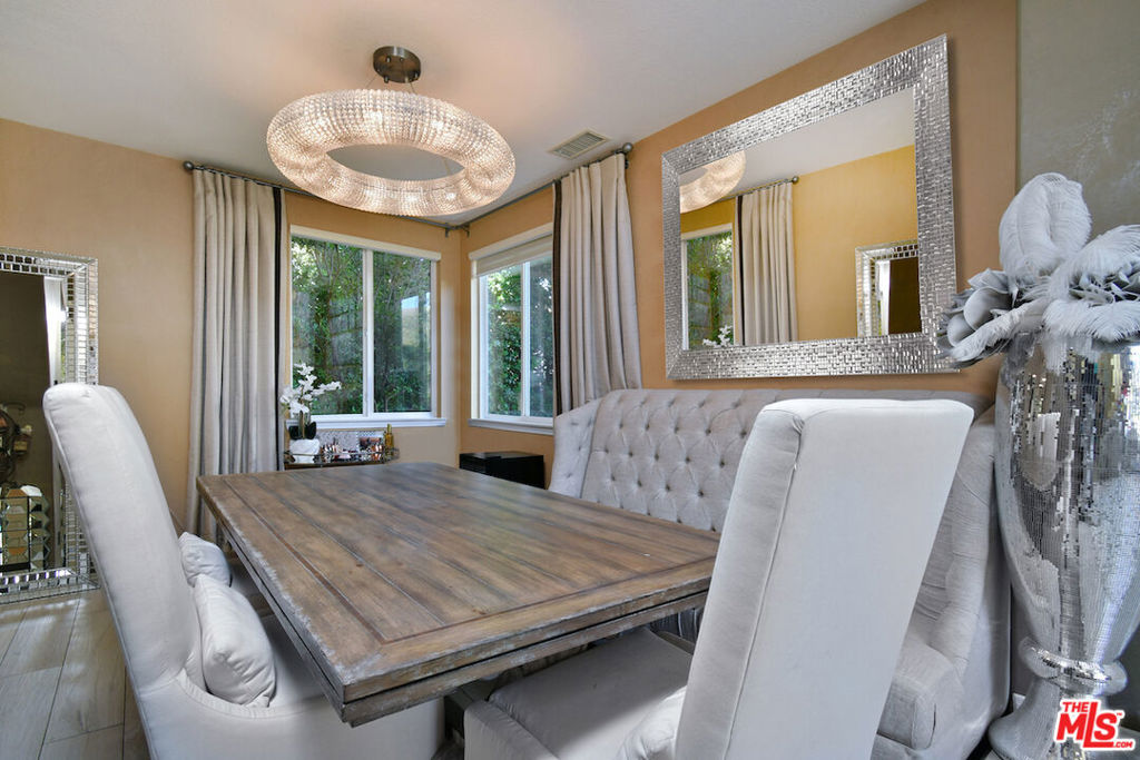 El Encanto - Residential