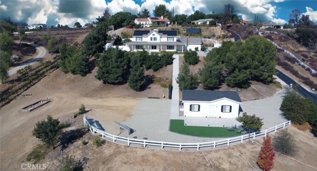 41559 FLOYD Court