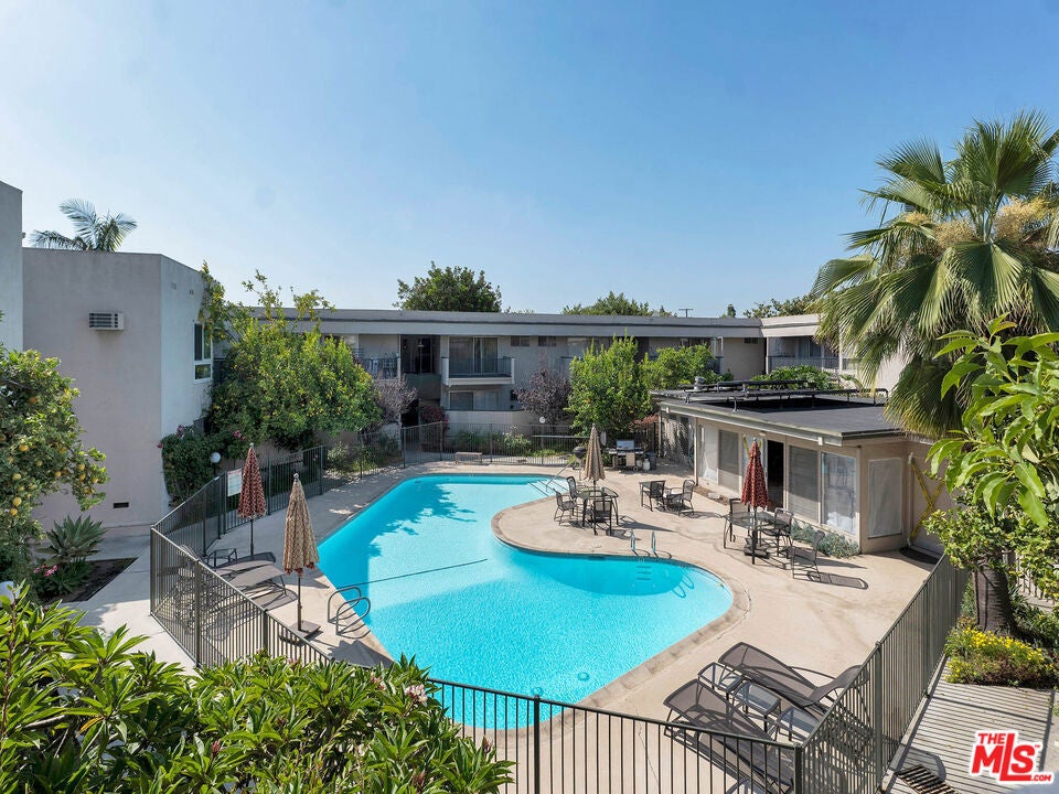 3166 S Sepulveda Boulevard