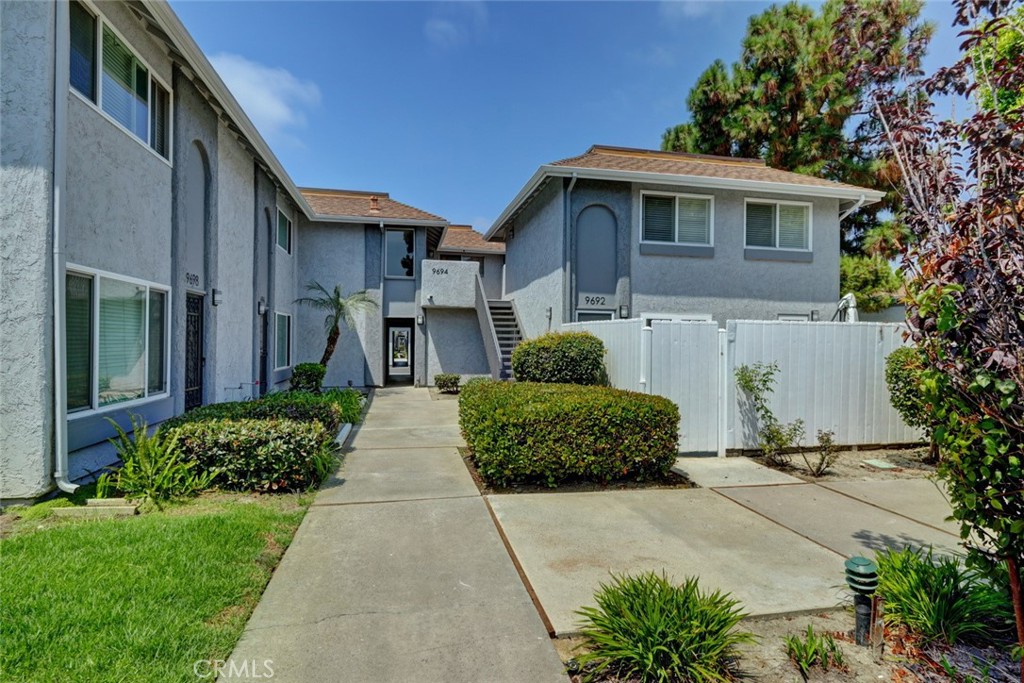 Yorktown Villas (YRKV) - Residential Lease