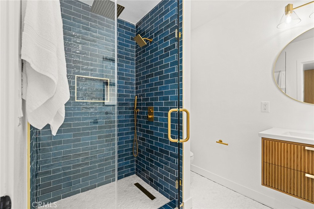 Los Altos/North of Fwy (LNF) - Residential