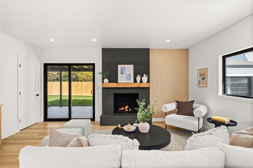 Los Altos/North of Fwy (LNF) - Residential