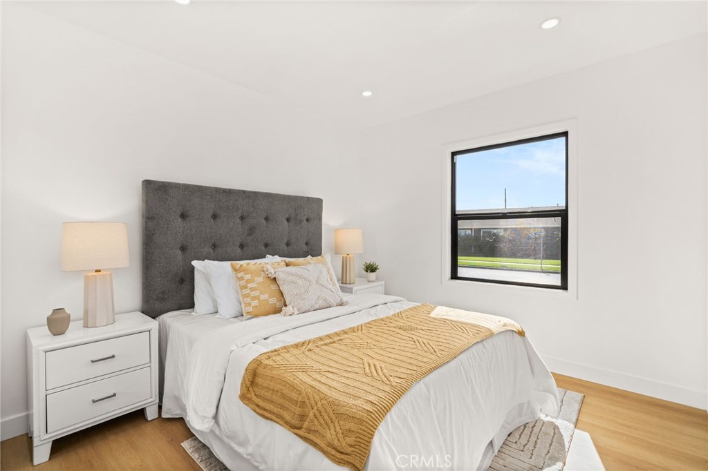 Los Altos/North of Fwy (LNF) - Residential