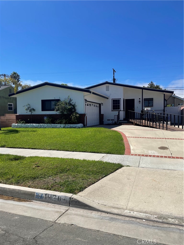 Welcome to this Beautiful home, Located in the desirable west Torrance Neighborhood. This Charming house features 3 bedrooms, 2 Bathrooms.
Upgraded Kitchen with Quartz countertops beautiful island, New Stainless steel appliances. Hardwood flooring through out the house. Upgraded Hallway bathroom. New solar system panels, Central A/C and Heating, New roof. 2 car garage, with washer & dryer. Private back yard with patio for relaxing or entertaining.