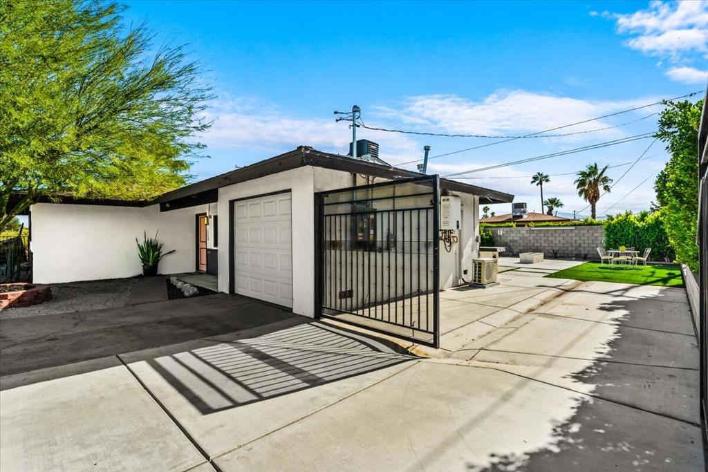 359 W Bon Air Drive