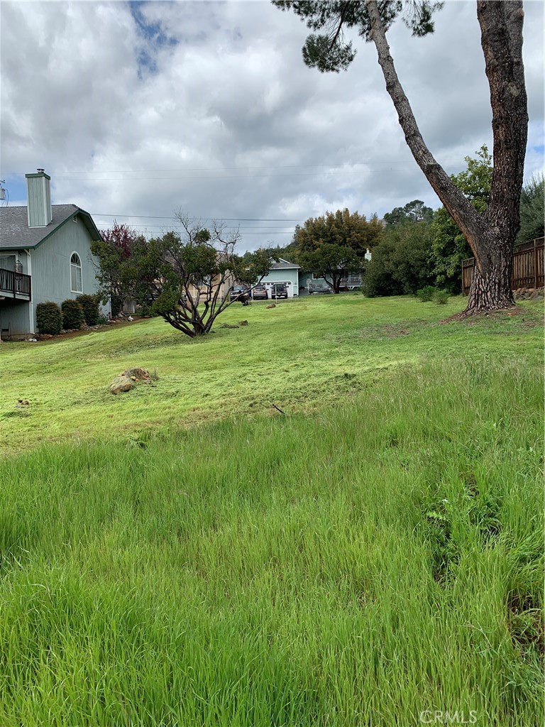 18475 Kentwood Place