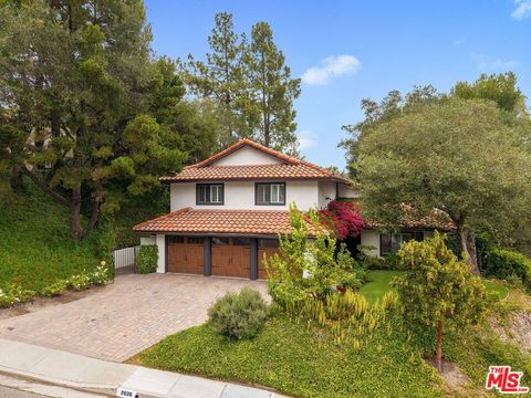 Photo of 2626 Basil Lane, Los Angeles, CA 90077 (MLS # 26834495)