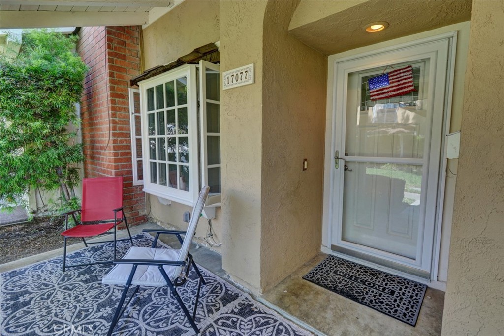 17077 Los Modelos Street