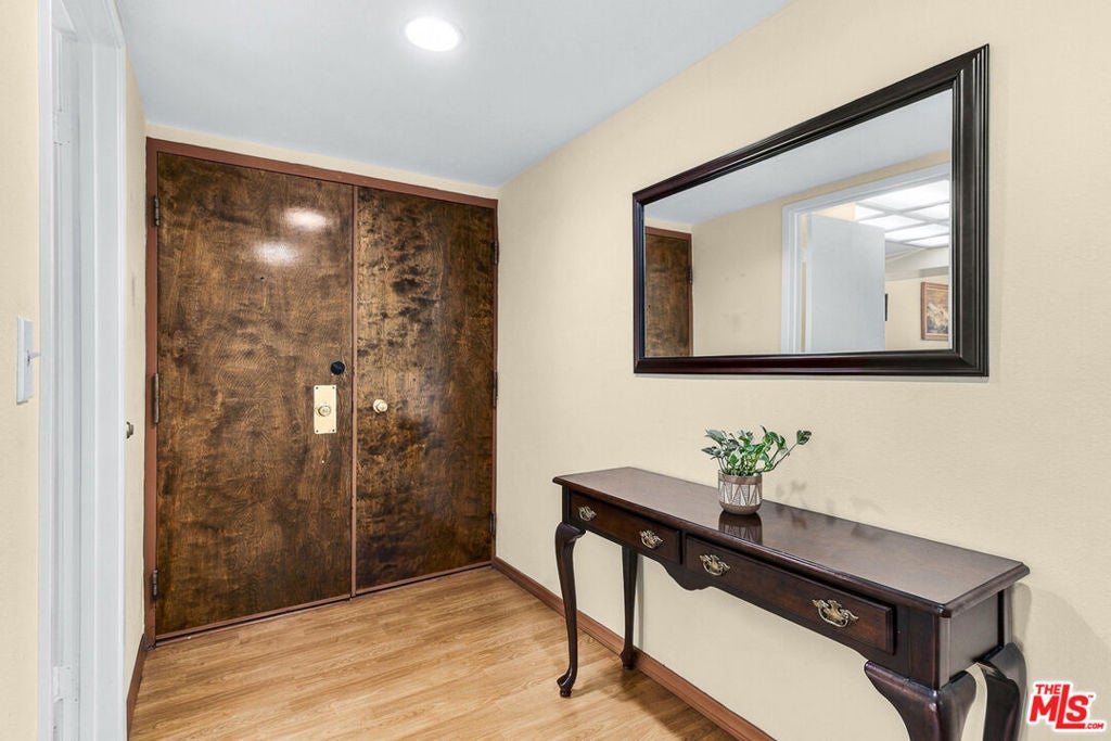 15335 Magnolia Boulevard 214