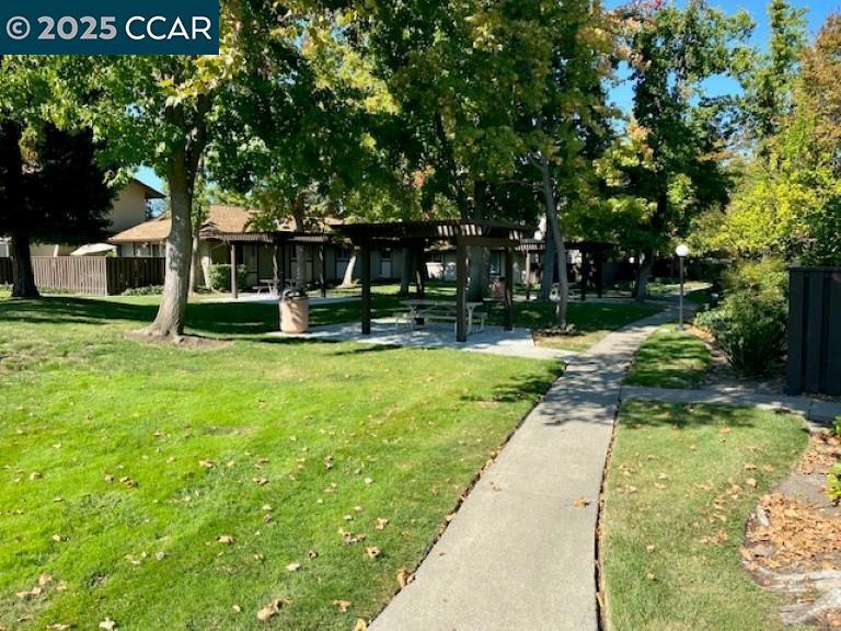 COUNTRYWOOD - Residential