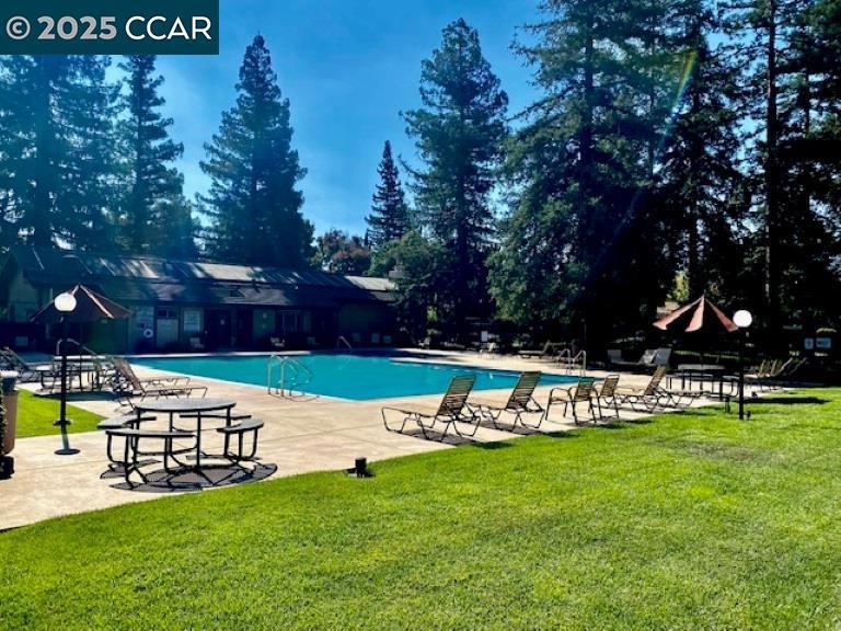 COUNTRYWOOD - Residential