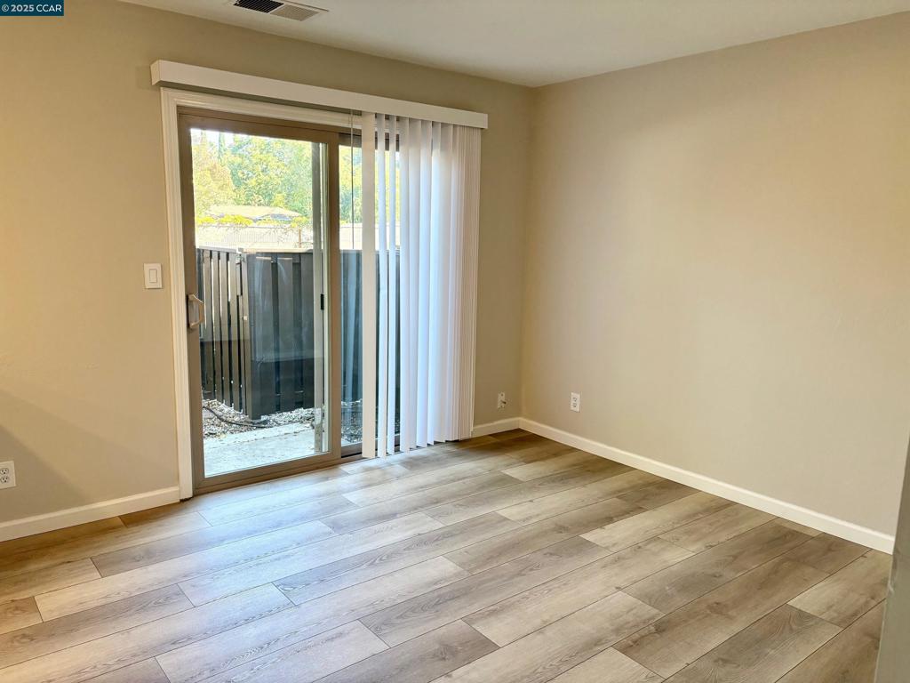 COUNTRYWOOD - Residential