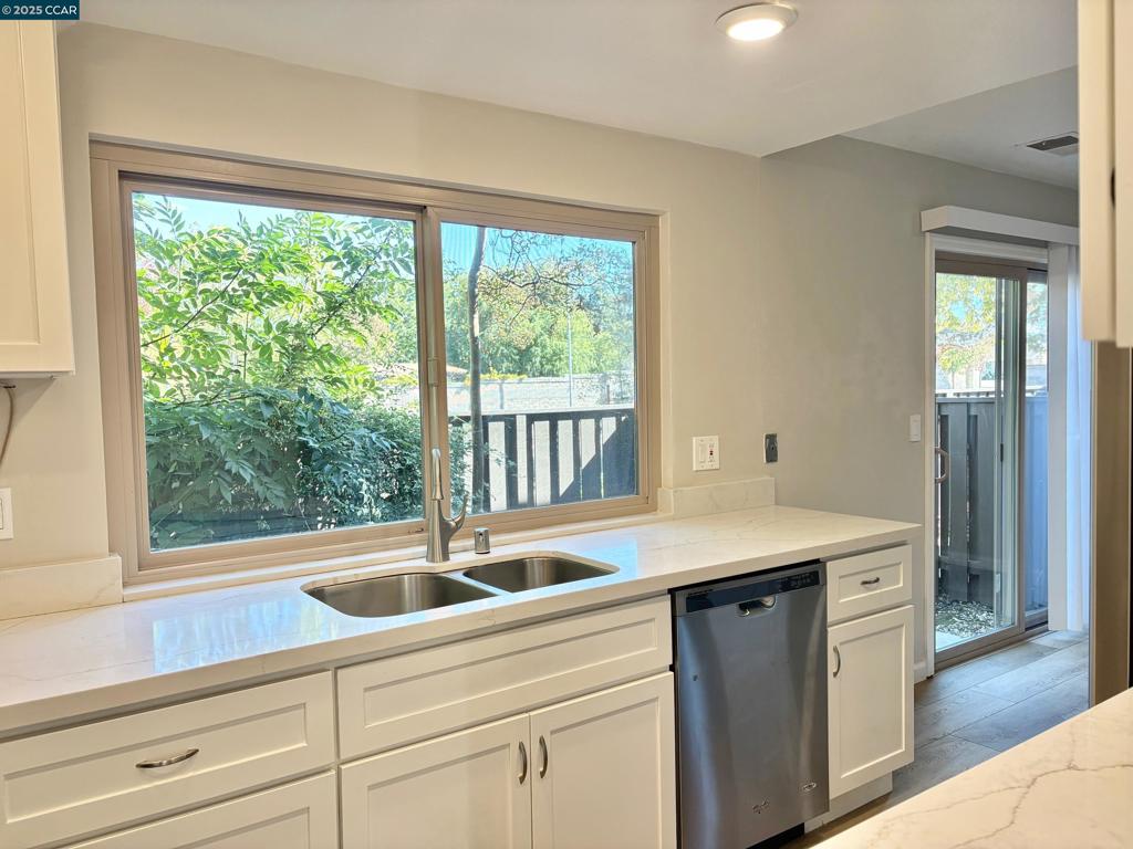 COUNTRYWOOD - Residential