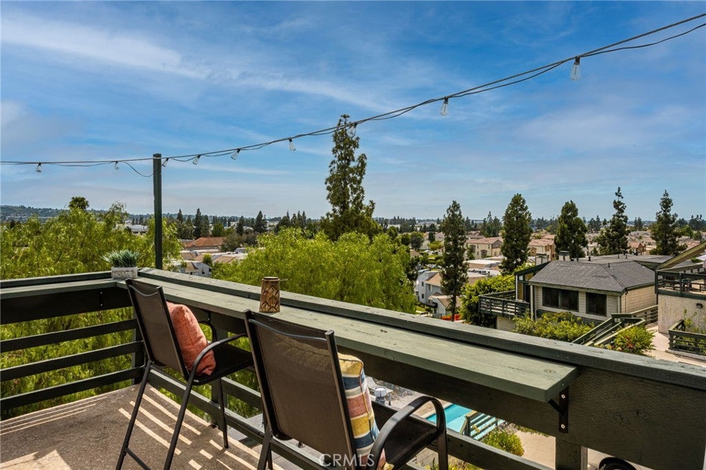 2041 Orchard Drive 17