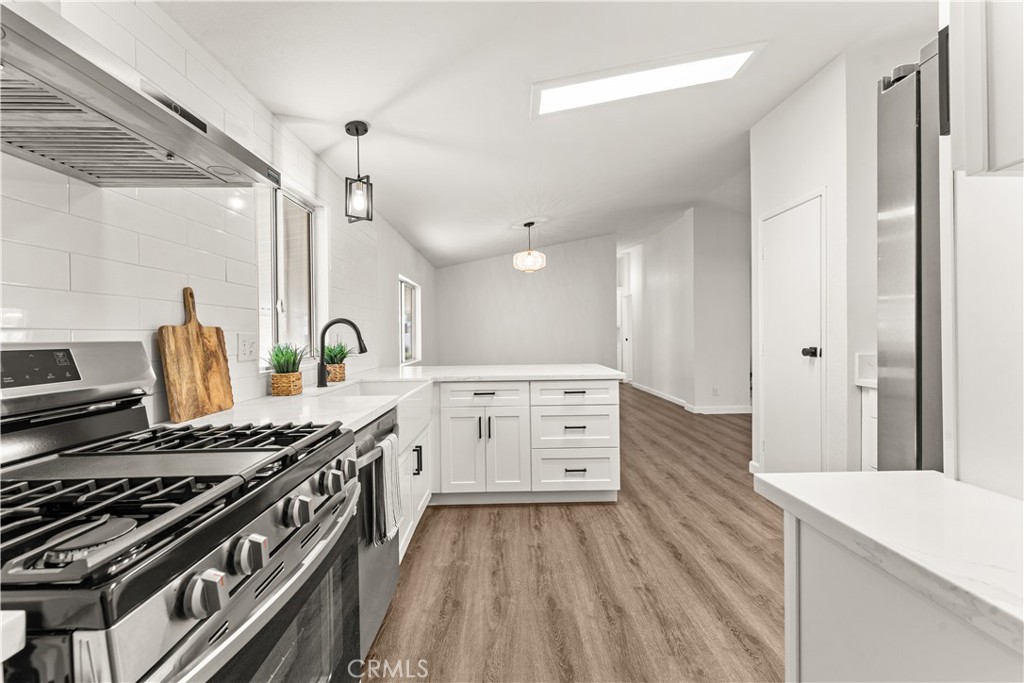 1456 E Philadelphia 109