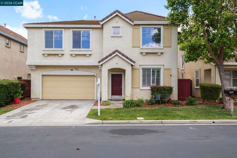 Photo of 648 Rockspray Cir CIR, Pittsburg, CA 94565 (MLS # 41135342)