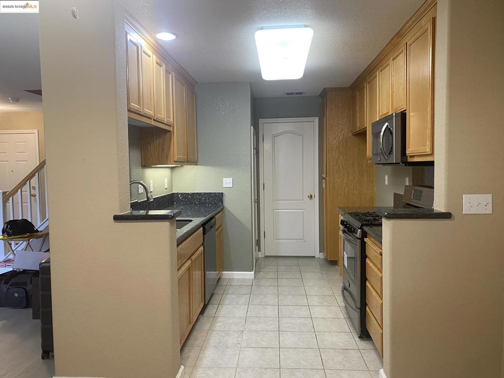 SOUTHBRIDGE - Residential