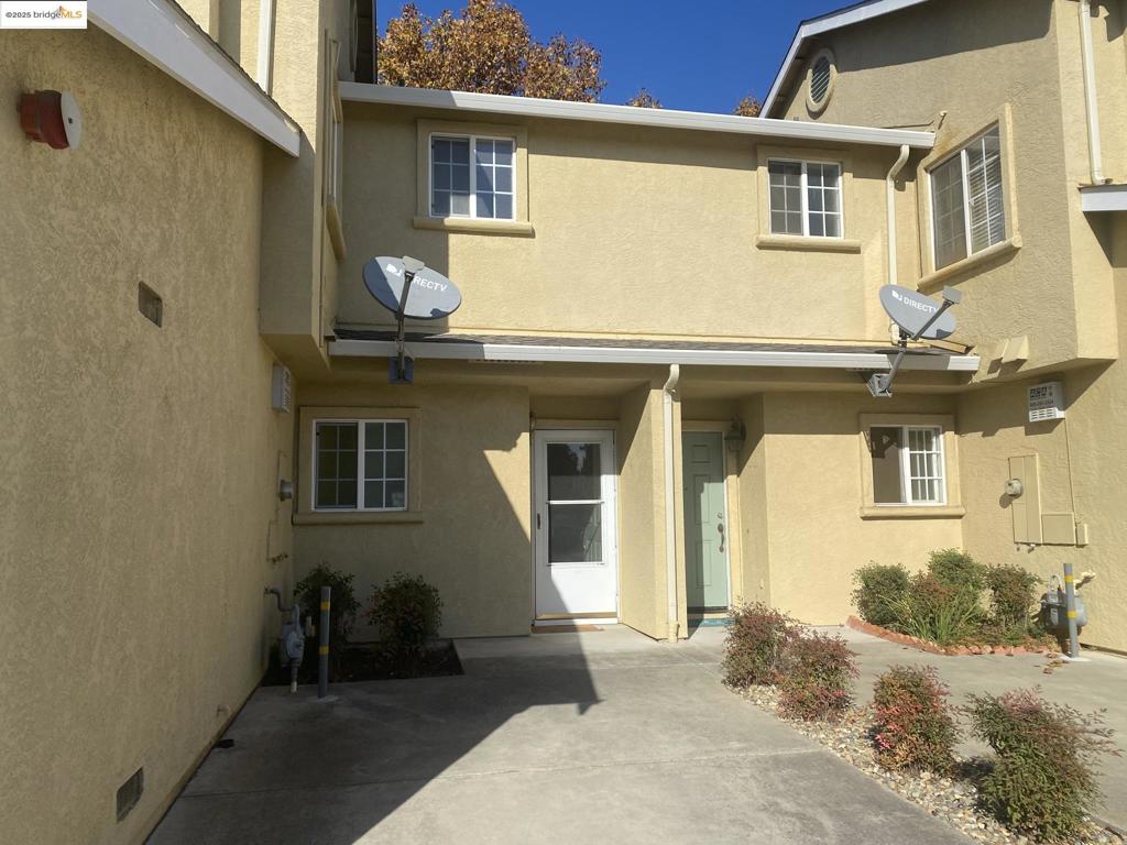 SOUTHBRIDGE - Residential