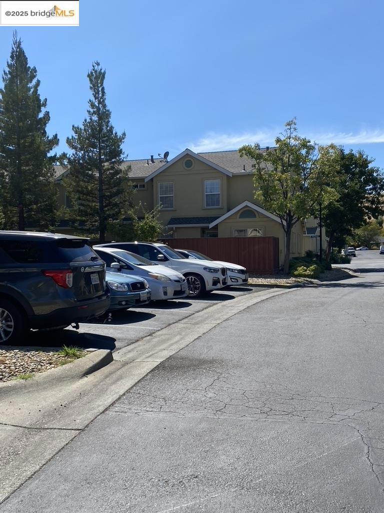 SOUTHBRIDGE - Residential