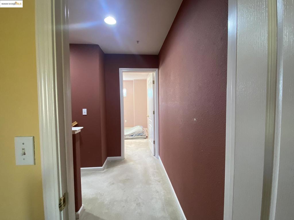 SOUTHBRIDGE - Residential